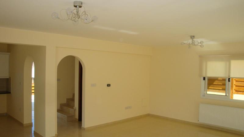 New 3 bed villa in Tala with sea view