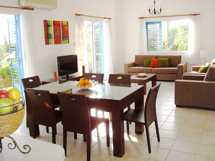 Villa For Rent in Sea Caves