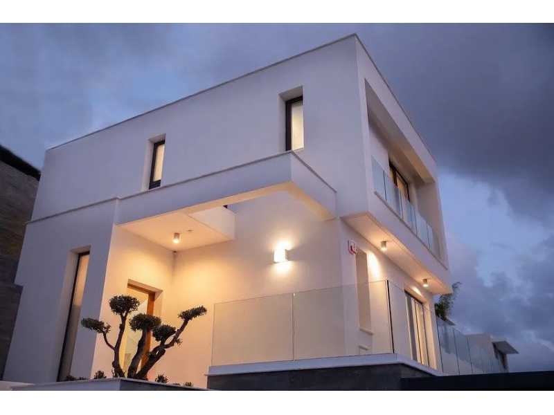 Modern luxury villa for long term rent in Chloraka 