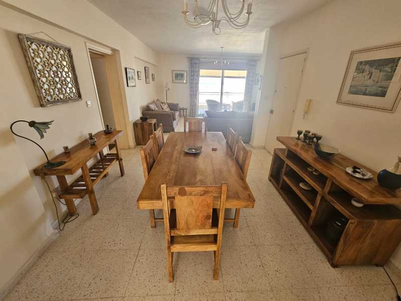 Spacious 3 bedroom apartment in Lower Chloraka 