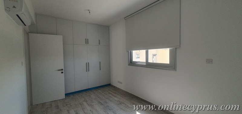 Unfurnished house for long term rent 