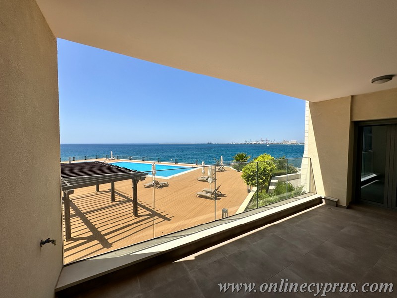 Modern luxury apartment in Marina Limassol