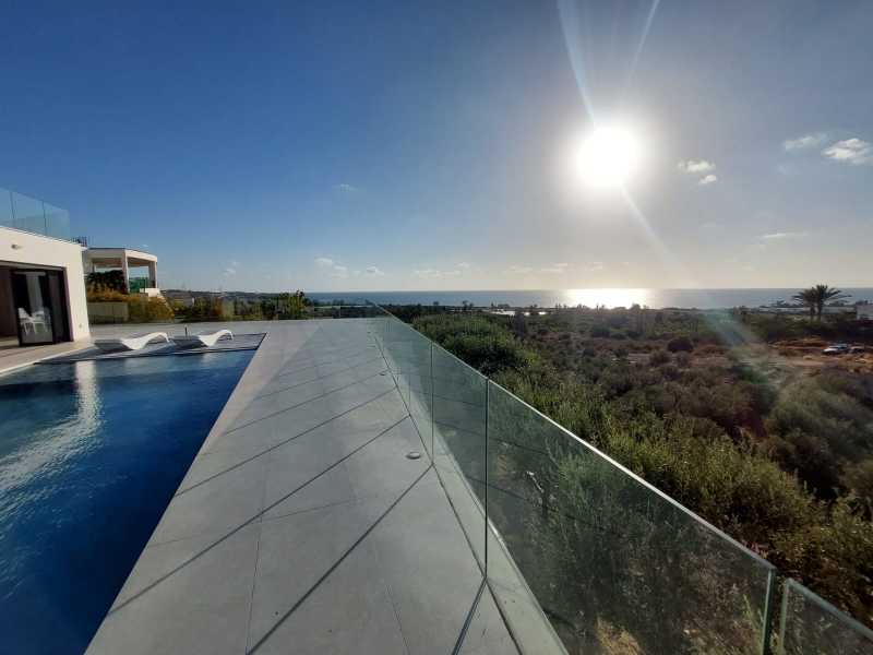 Luxury villa with amazing view for long term rent 