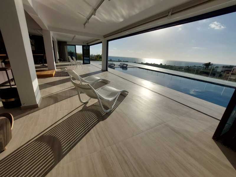 Luxury villa with amazing view for long term rent 