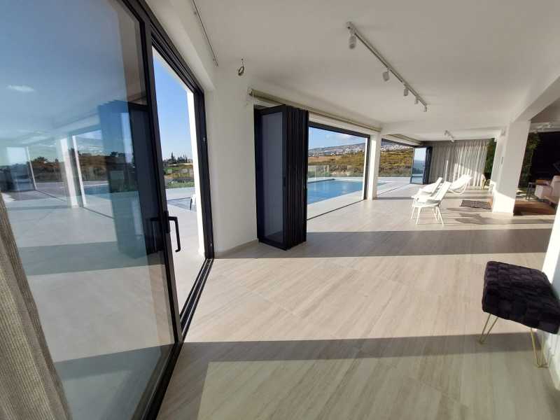 Luxury villa with amazing view for long term rent 