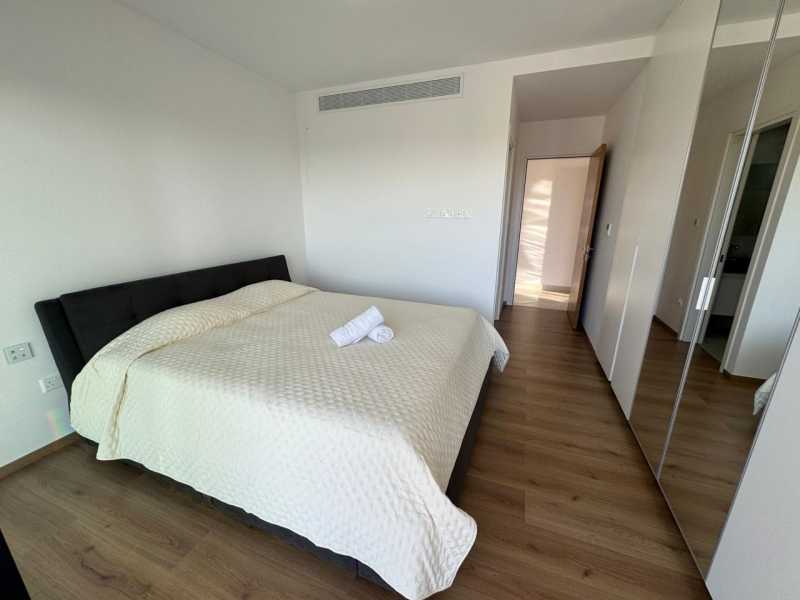 Luxury top floor apartment for long term rent in Chloraka 