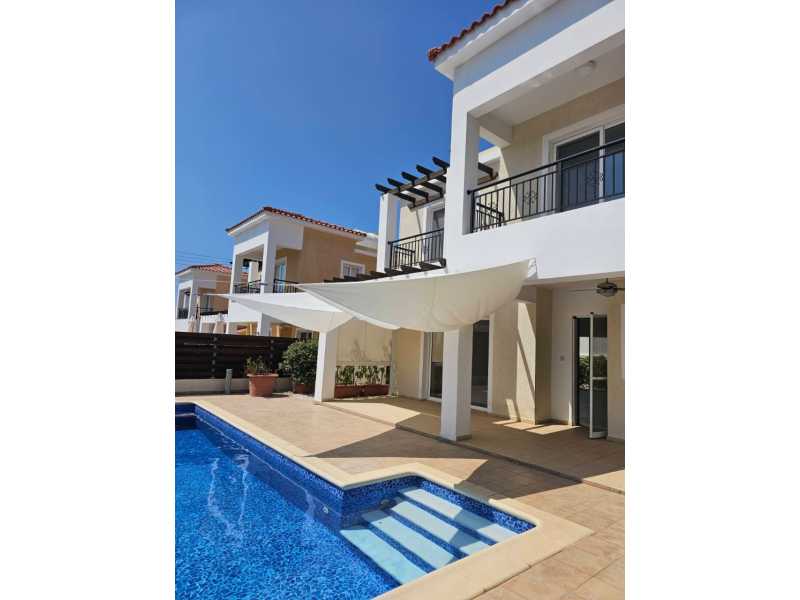 3 bed villa in Mandria for long term rent