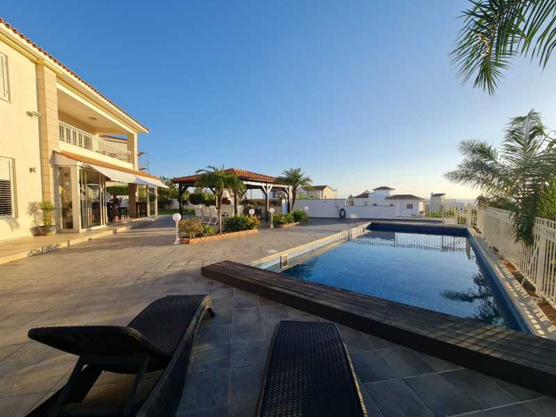 Luxury villa in Konia 