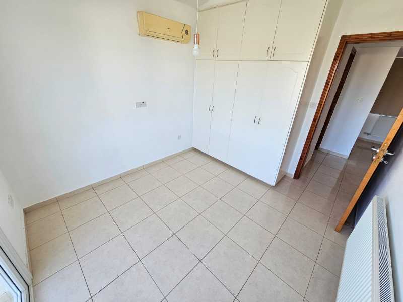 Unfurnished 3 bedroom in Chloraka 