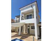 3 bed villa in Mandria for long term rent