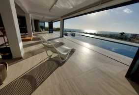 Luxury villa with amazing view for long term rent 