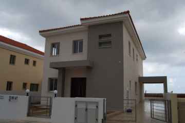 4 bedrooms Family house in Konia