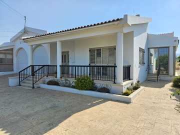 Unfurnished bungalow in Emba