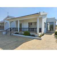 Unfurnished bungalow in Emba